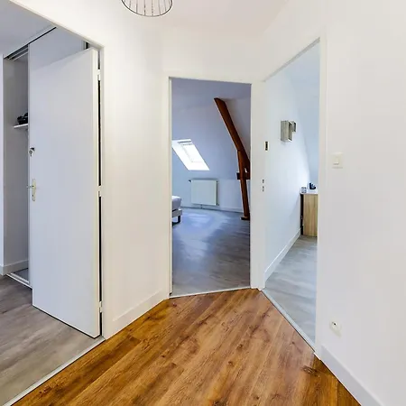 Le Soleil Levant - T6 Proche Centre 4*