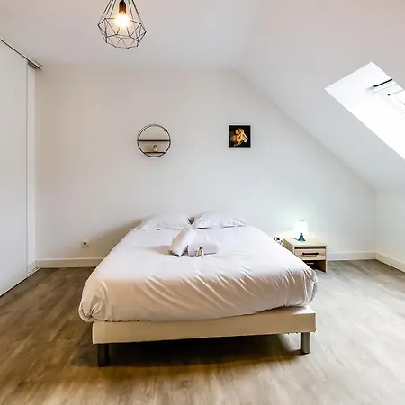Hotel Le Soleil Levant - T6 Proche Centre